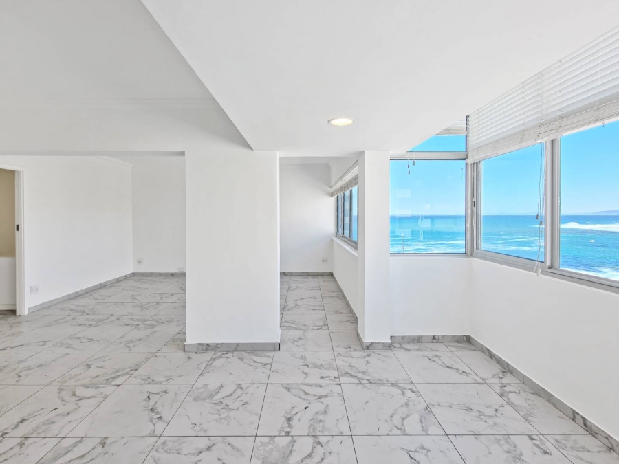 To Let 2 Bedroom Property for Rent in Sea Point Western Cape